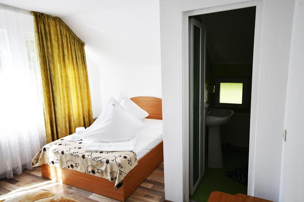 Casa Stefanut Hotell Moeciu De Sus Eksteriør bilde