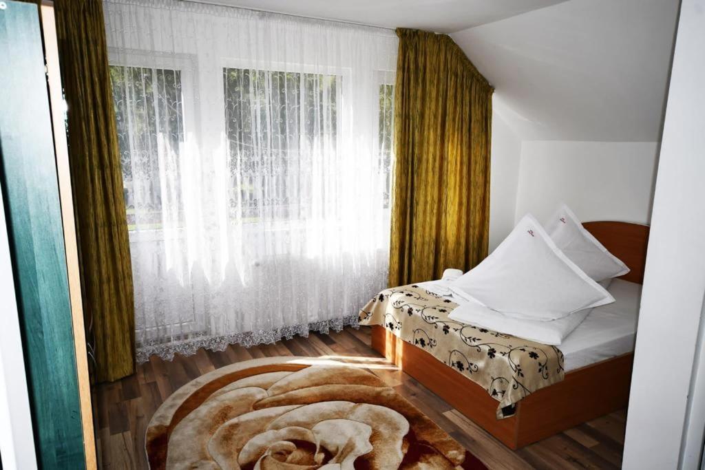 Casa Stefanut Hotell Moeciu De Sus Eksteriør bilde